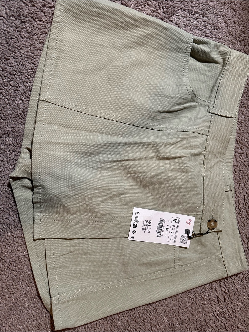 Zara Light Sage Green Women's Shorts